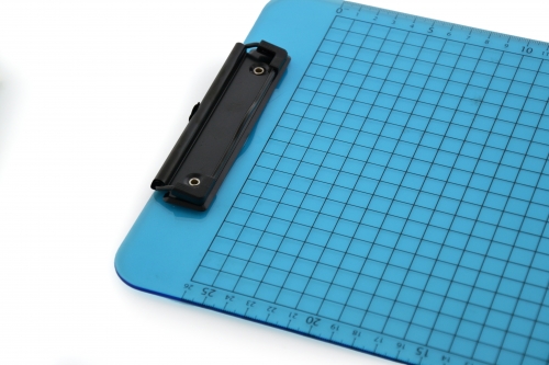 Clipboard standard Office box, A4, transparent PP, albastru